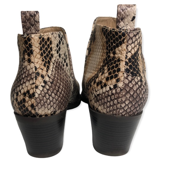 Women’s Journee Collection Lola Side Slit Bootie 7 - Picture 4 of 6